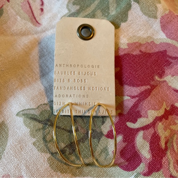 ANTHROPOLOGIE Gold  Earrings  Delicate 1” HalfRound Timeless Lightweight $59 NWT - Picture 1 of 11